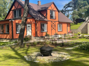 More Holiday Cottage M, 85 meters to the beach with large garden